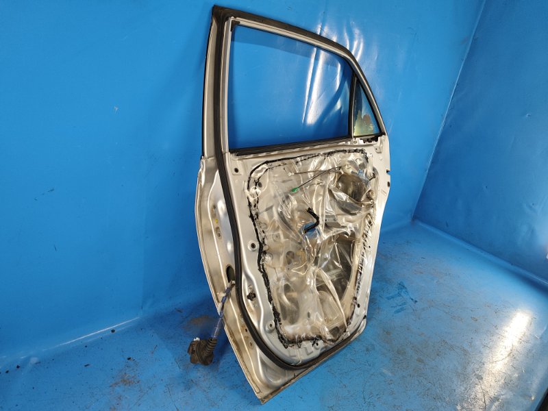 Дверь задняя правая COROLLA 150 06-13 Дверь задняя правая COROLLA 150 06-13