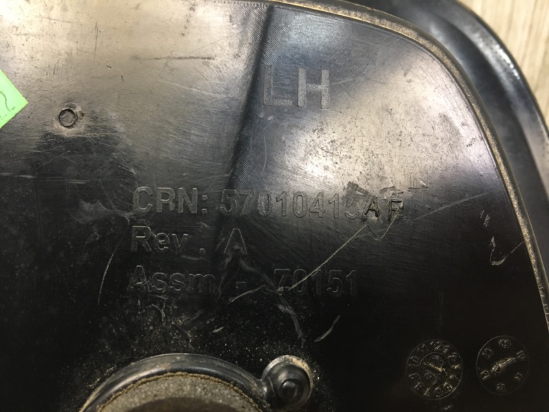 Фонарь внутренний левый CHARGER 11-15 2011-2014 LD Фонарь внутренний левый CHARGER 11-15 2011-2014 LD