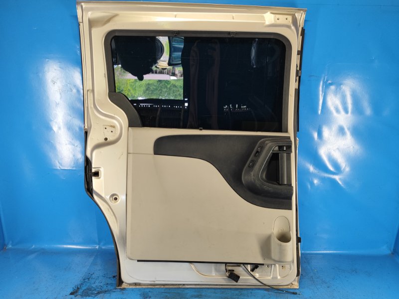 Дверь задняя левая GRAND CARAVAN 08- 2013 3.6 ERB