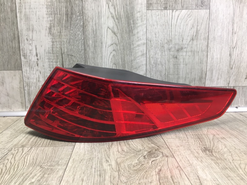 Фонарь наружный правый KIA OPTIMA TF 11-16 TF 924024C000 Б/У