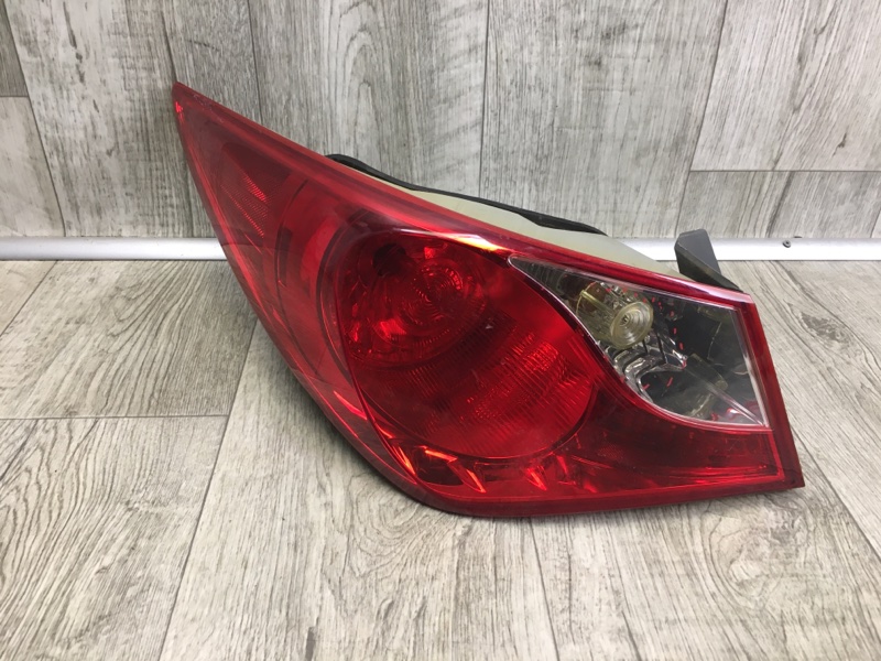 Фонарь наружный левый SONATA YF 10-14 YF