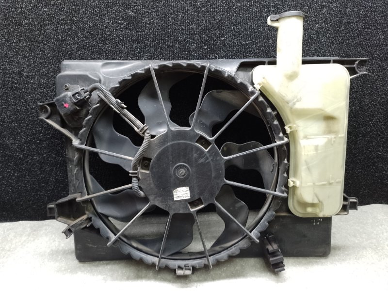 Диффузор вентилятора основного радиатора ELANTRA MD 10-15 2013 1.8 G4NB