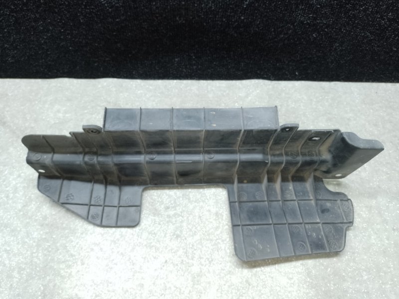 Дефлектор радиатора левый HYUNDAI ELANTRA MD 10-15 1.8 G4NB