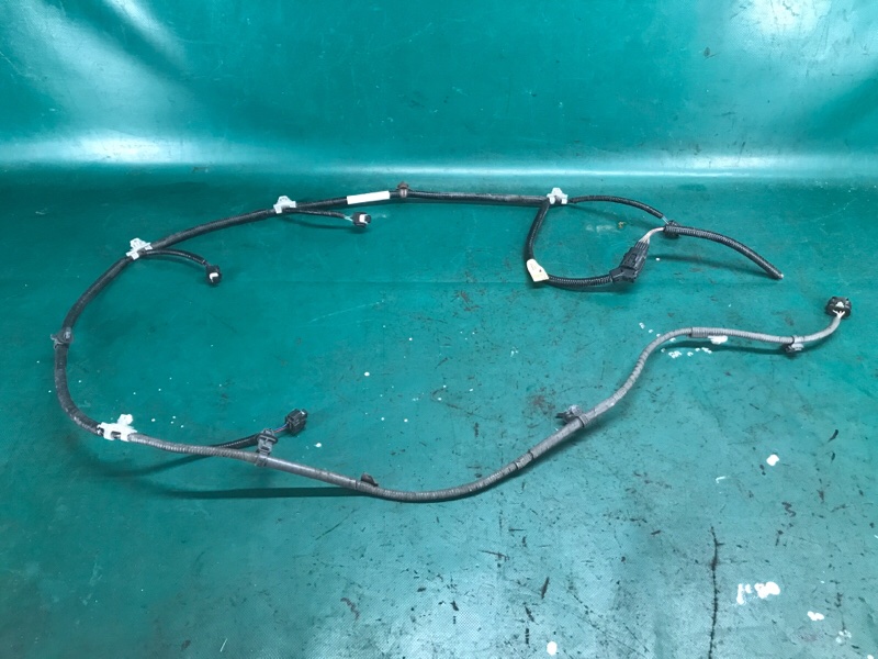 Запчасть проводка бампера задняя LEXUS NX 14-21 2020 8ARFTS 2.0TURBO 82182-78060 Б/У Проводка бампера задняя LEXUS NX 14-21 2020 8ARFTS 2.0TURBO 82182-78060 Б/У