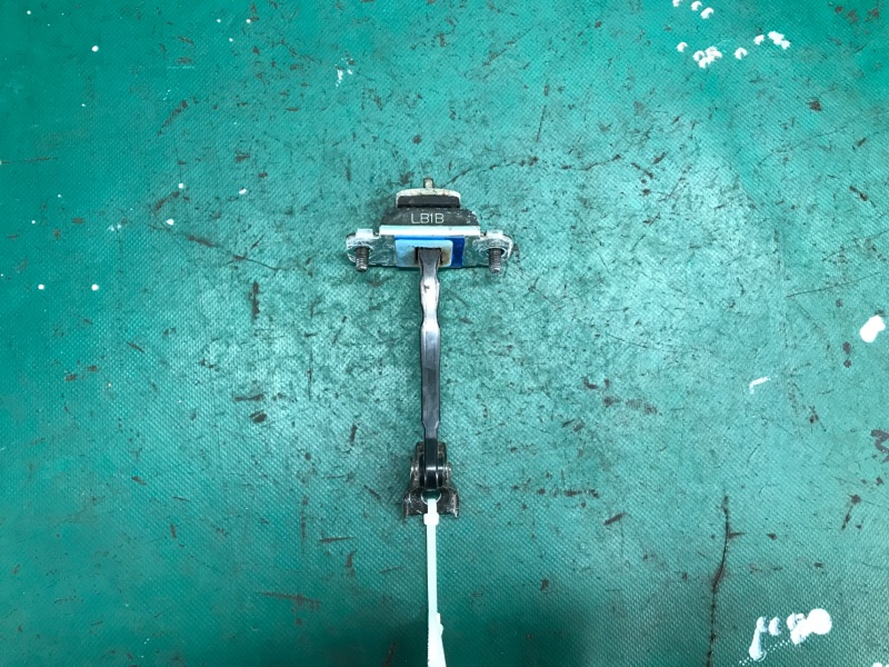 Ограничитель двери передний правый ELANTRA AD 16- 2016 2.0 G4NH