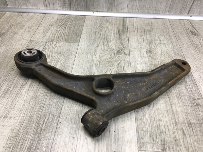 Рычаг передней подвески нижний передний правый JOURNEY 08-20 2010 3.5 EGF