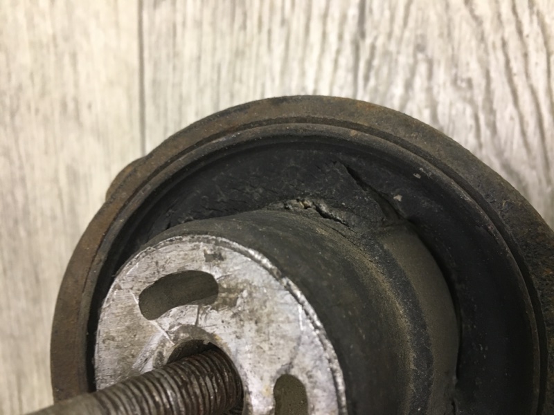 Рычаг передней подвески нижний передний правый JOURNEY 08-20 2010 3.5 EGF