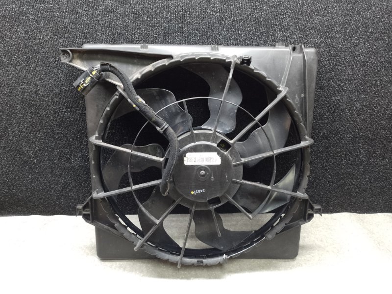 Диффузор вентилятора основного радиатора SANTA FE (DM) 12-18 2013 2.0 G4KH Диффузор вентилятора основного радиатора SANTA FE (DM) 12-18 2013 2.0 G4KH