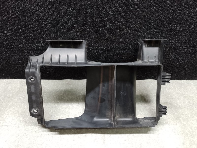 Дефлектор радиатора левый HYUNDAI SANTA FE (DM) 12-18 2013 2.0 G4KH 28274-2G300 Б/У