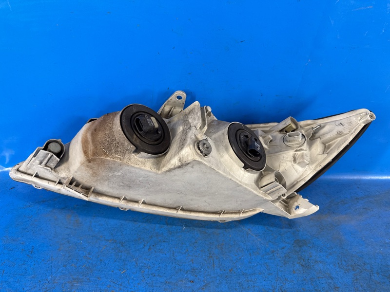 Фара правая CAMRY 30 02-06