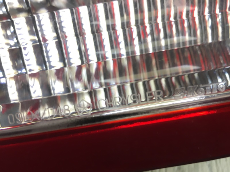 Фонарь наружный правый CHARGER 05-10 2009-2010 Седан