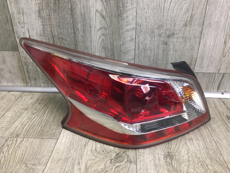 Фонарь наружный левый NISSAN ALTIMA L33 12-18 Седан 265559HM0A Б/У