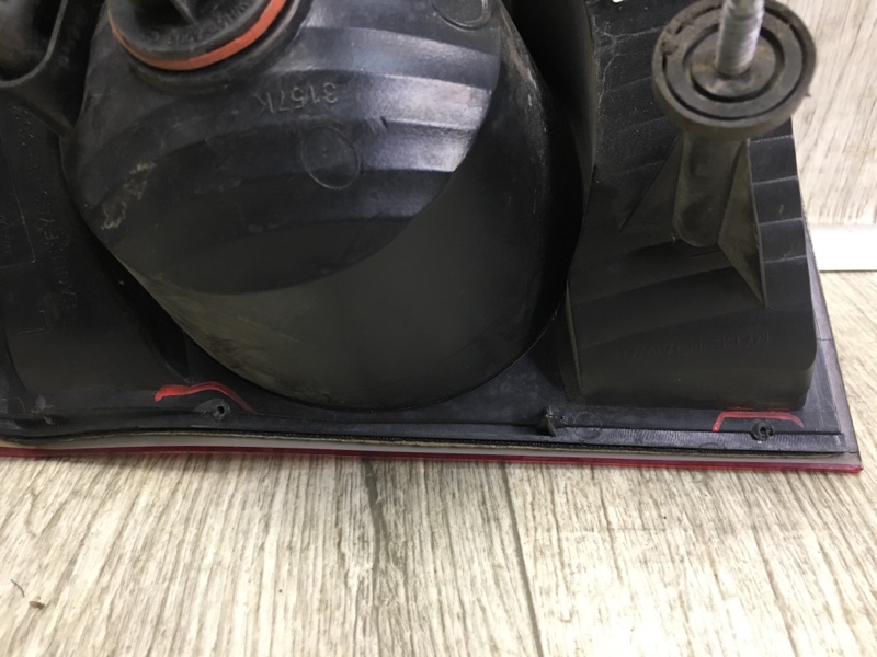 Фонарь наружный левый CHARGER 05-10 2009-2010 Седан