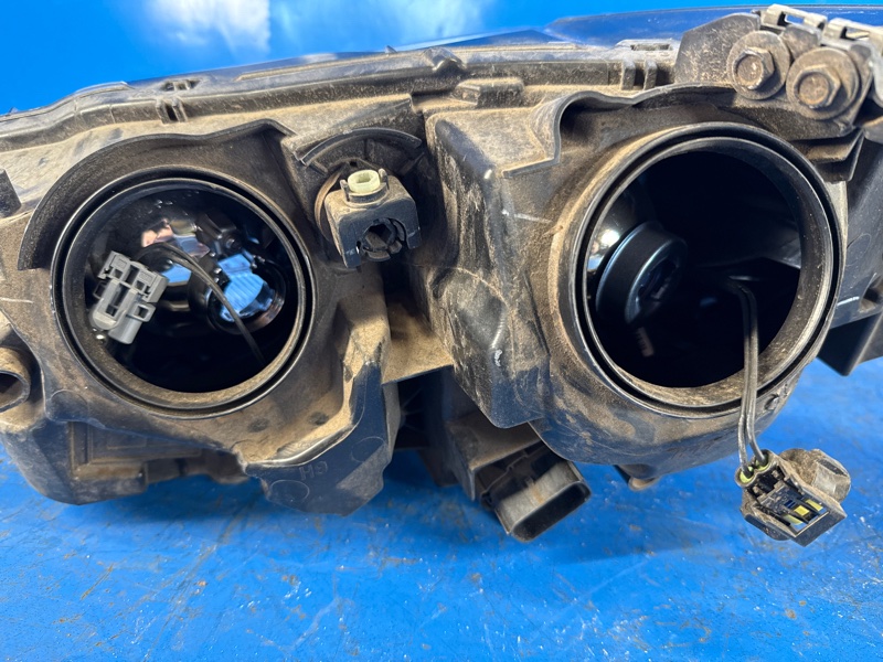 Фара правая FUSION 14-