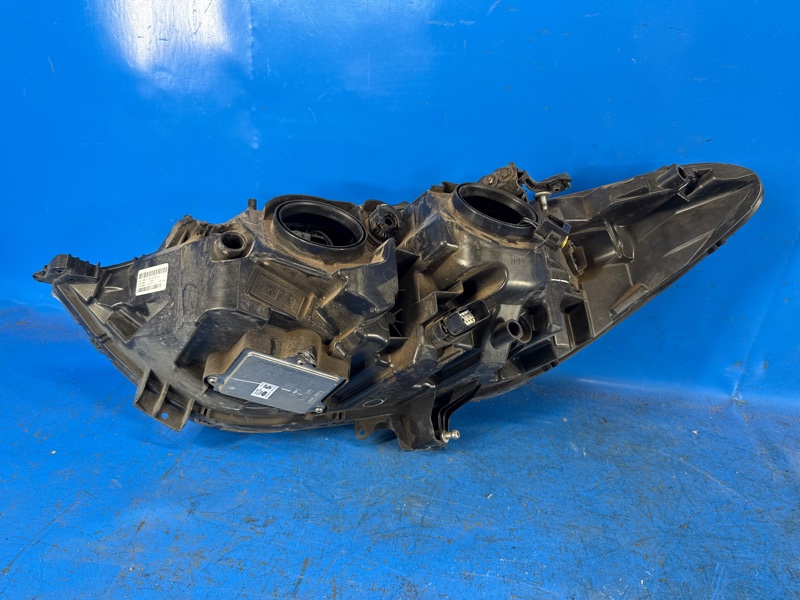 Фара правая FUSION 14-