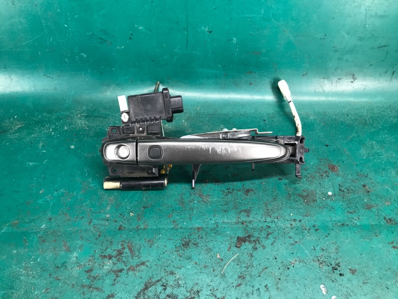 Ручка двери наружная передняя левая TOYOTA AVALON 05-12 2006 3.5 2GR-FE 69210-AC060-B1 Б/У