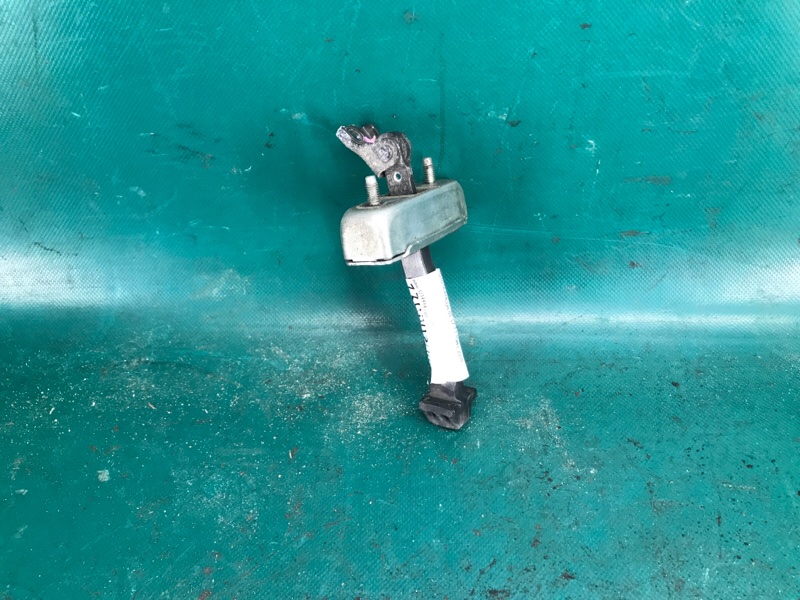 Ограничитель двери передний левый TOYOTA AVALON 05-12 3.5 2GR-FE Ограничитель двери передний левый TOYOTA AVALON 05-12 3.5 2GR-FE