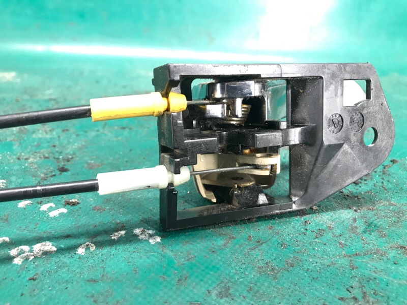 Замок двери передний левый AVALON 05-12 2006 3.5 2GR-FE Замок двери передний левый AVALON 05-12 2006 3.5 2GR-FE