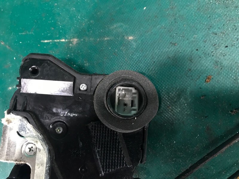 Замок двери передний левый AVALON 05-12 2006 3.5 2GR-FE Замок двери передний левый AVALON 05-12 2006 3.5 2GR-FE