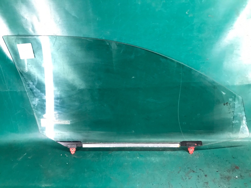 Стекло двери переднее левое TOYOTA AVALON 05-12 3.5 2GR-FE