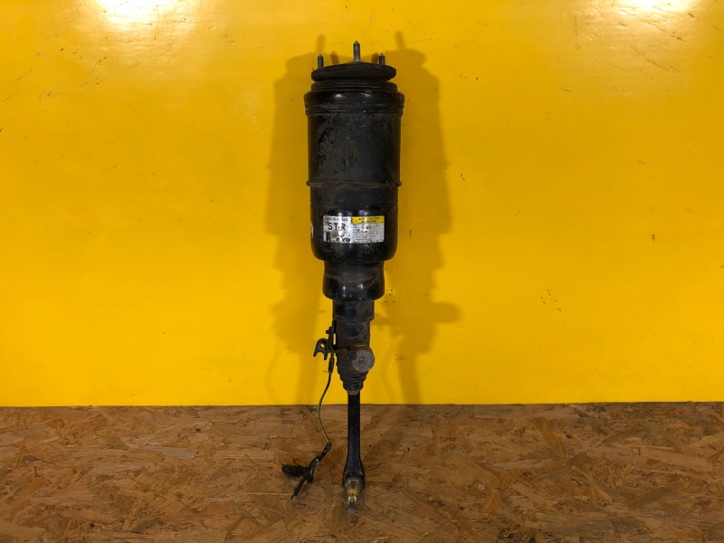 Пневмоамортизатор подвески передний правый LS500 18- Пневмоамортизатор подвески передний правый LS500 18-