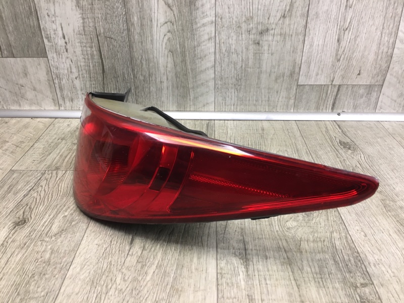 Фонарь наружный правый HYUNDAI SONATA YF 10-14 Седан