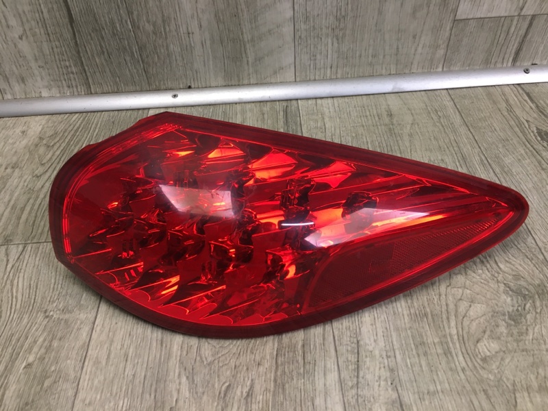 Фонарь наружный правый INFINITI EX35(37) 07-12 265501BA0A Б/У