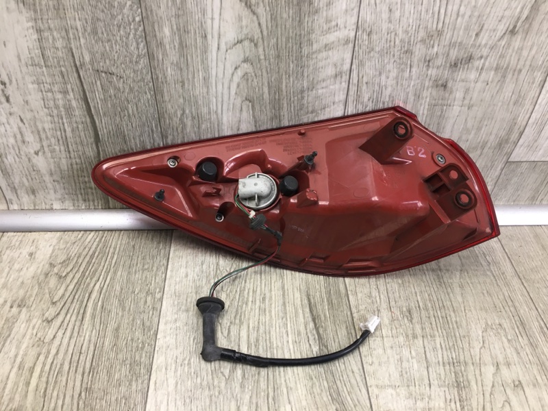 Фонарь наружный правый EX35(37) 07-12