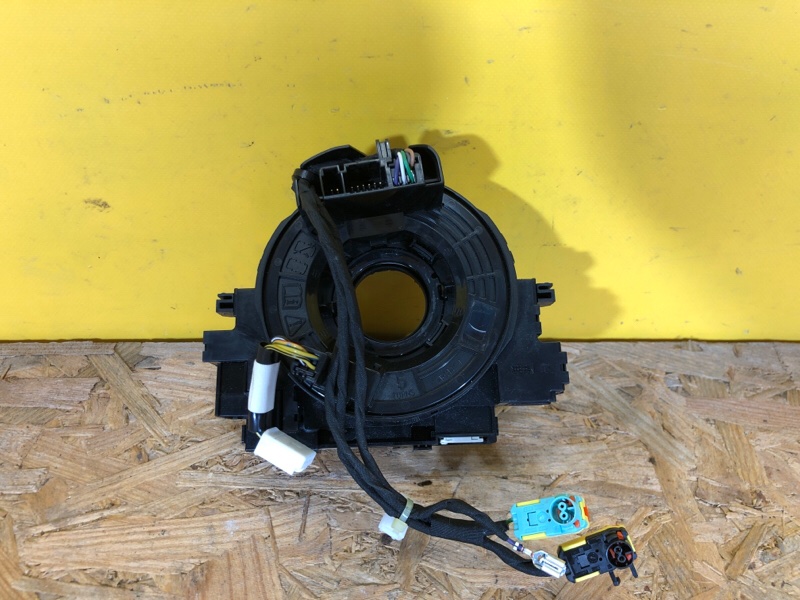 Запчасть шлейф airbag LEXUS LS500 18- 84308-11020 Б/У Шлейф Airbag LEXUS LS500 18- 84308-11020 Б/У