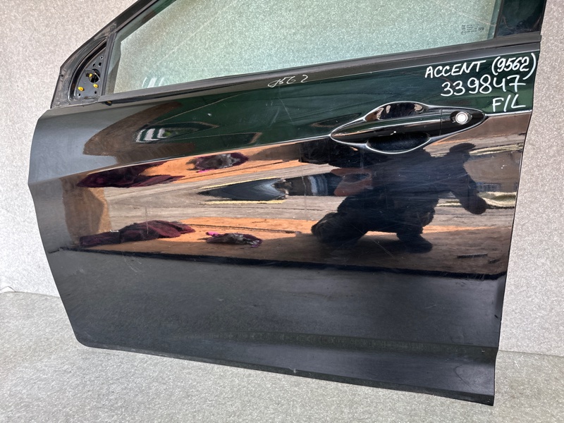 Дверь передняя левая ACCENT RB 10- 2014 ХЭТЧБЭК 1.6 G4FD