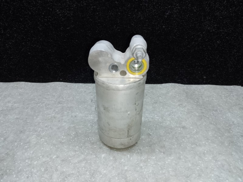 Осушитель кондиционера VOLVO XC70 07-16 31274799 Б/У