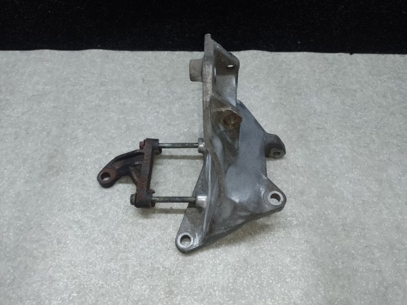 Кронштейн компрессора кондиционера SUBARU OUTBACK 03-09 BP 23950AA020 Б/У