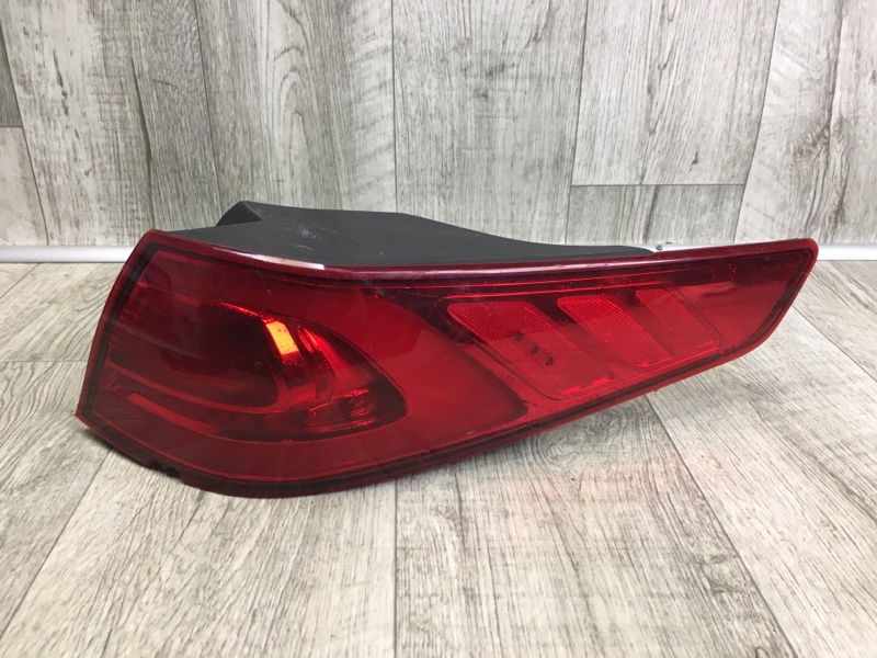 Фонарь наружный правый KIA OPTIMA TF 11-16 Седан 92402-2T620 Б/У