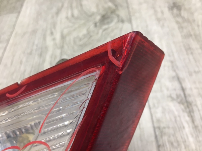 Фонарь внутренний левый SONATA YF 10-14 Седан Фонарь внутренний левый SONATA YF 10-14 Седан