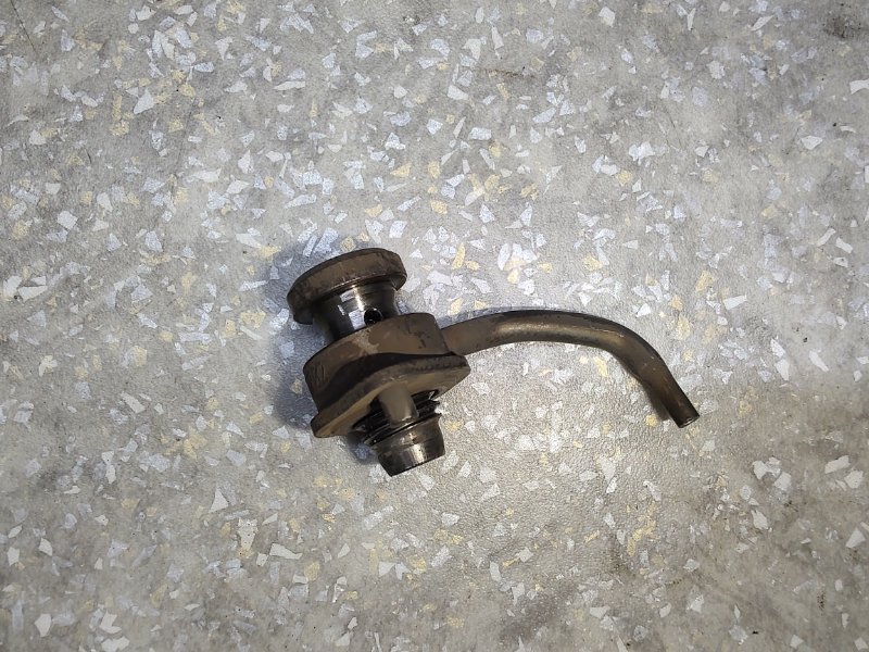 Форсунка масляная NISSAN JUKE 10-19 1.6 HR16DE 11560-1KA1A Б/У