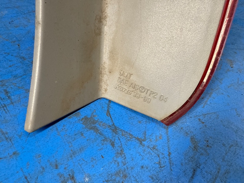 Фонарь наружный правый TOYOTA CAMRY 40 06-11 Фонарь наружный правый TOYOTA CAMRY 40 06-11