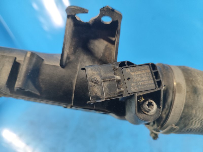 Патрубок впускной системы XC70 07-16 B4204T11 Патрубок впускной системы XC70 07-16 B4204T11