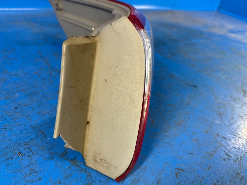 Фонарь наружный правый CAMRY 40 06-11 Фонарь наружный правый CAMRY 40 06-11