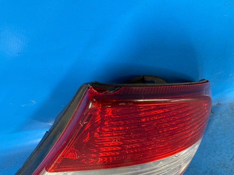 Фонарь наружный правый CAMRY 30 02-06