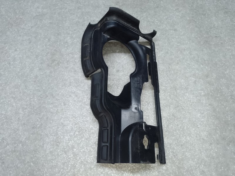 Дефлектор радиатора правый VOLVO XC70 07-16 31214424 Б/У