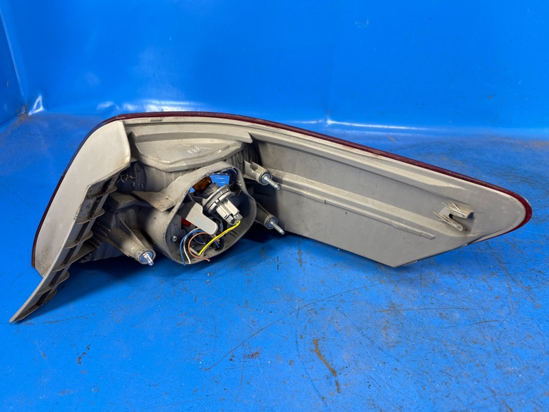 Фонарь наружный левый CAMRY 40 06-11 Фонарь наружный левый CAMRY 40 06-11