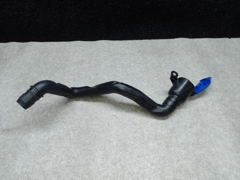 Горловина бачка стеклоомывателя XC70 07-16