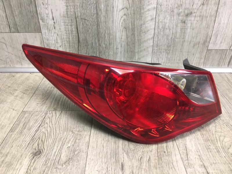 Фонарь наружный левый HYUNDAI SONATA YF 10-14 Седан 92401-3Q000 Б/У