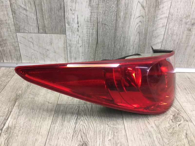 Фонарь наружный левый HYUNDAI SONATA YF 10-14 Седан