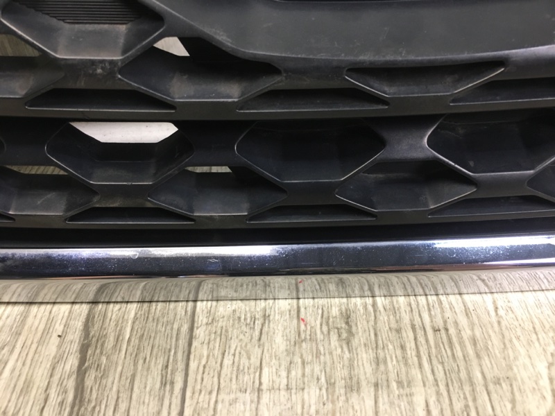 Решетка радиатора FORESTER 12-19