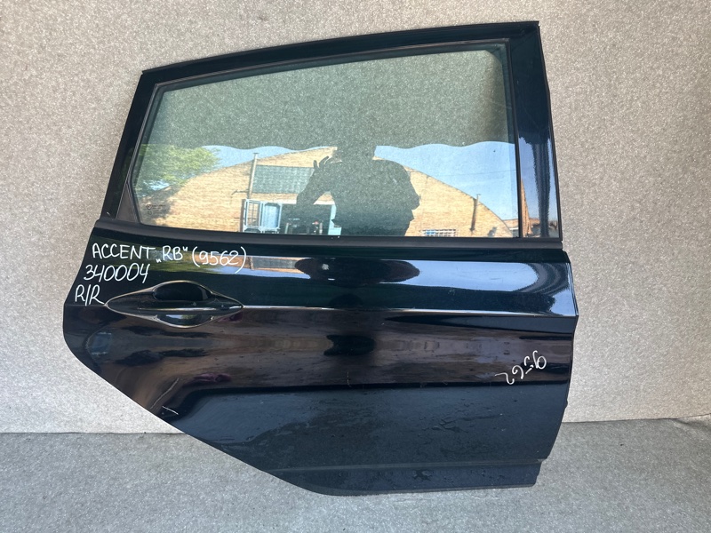Дверь задняя правая ACCENT RB 10- 2014 ХЭТЧБЭК 1.6 G4FD