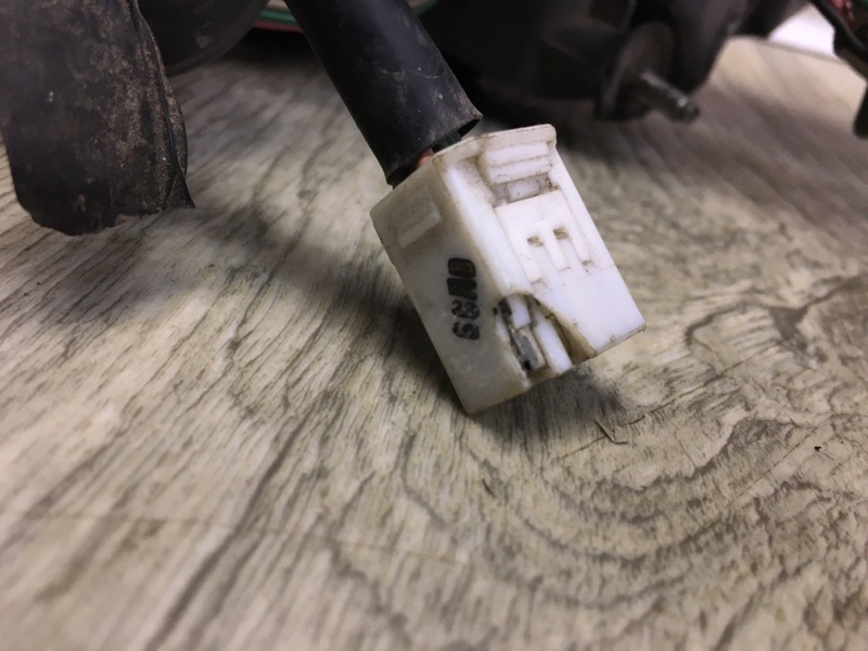 Фонарь наружный левый ELANTRA MD 10-15 MD