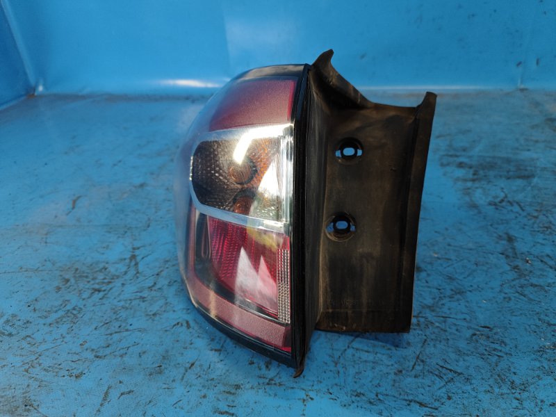 Фонарь наружный левый FORD ESCAPE 12-19 T15HDTX