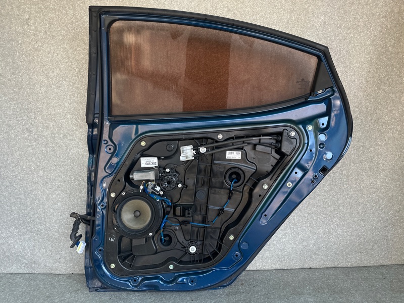 Дверь задняя правая ELANTRA MD 10-15 2013 1.8 G4NB