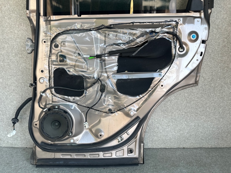 Дверь задняя правая FORESTER 12-19 2015 2.5 FB25B